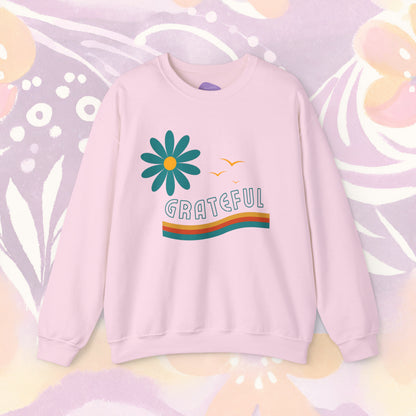 Radiate Gratitude: Retro 'Grateful' Statement Sweatshirt