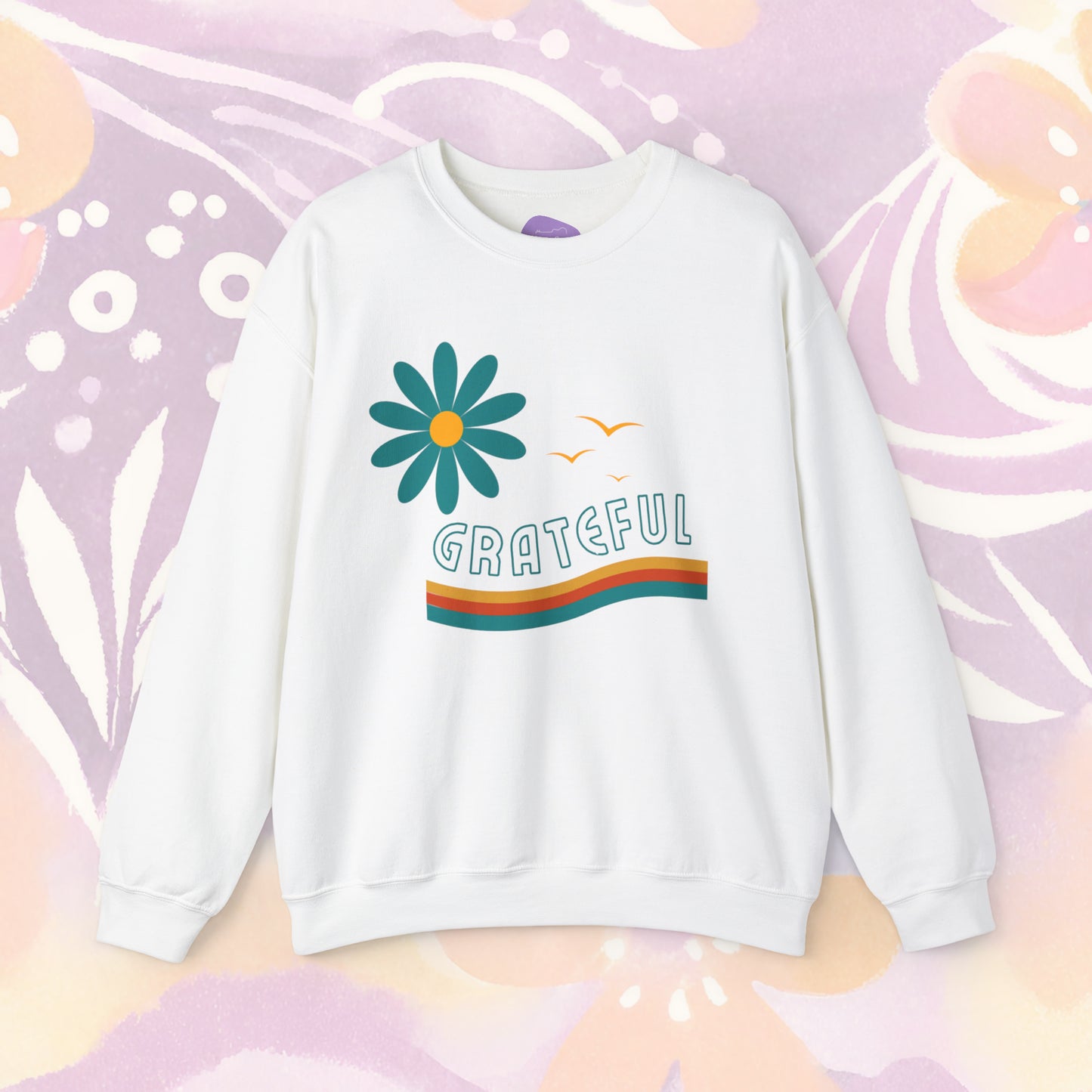 Radiate Gratitude: Retro 'Grateful' Statement Sweatshirt